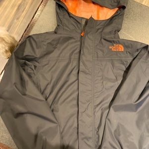 The North Face rain jacket size sm. Excellent condition. Size small (7/8)